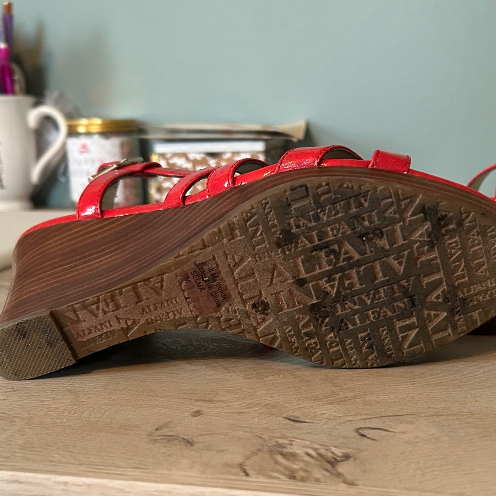 Alfani Vibrant Red and Gold Wedge Sandals - Picture 10 of 13